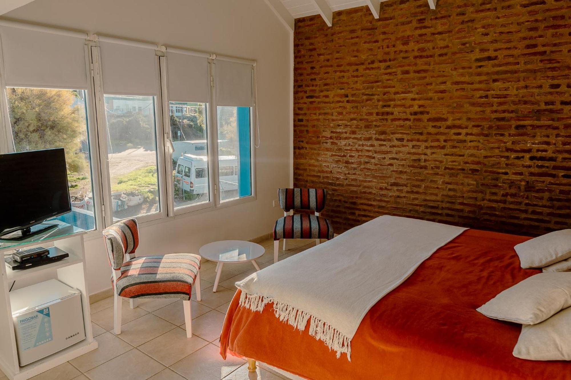 Rayentray Las Restingas Hotel De Mar Puerto Pirámides Екстериор снимка