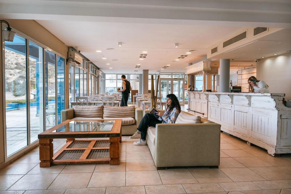 Rayentray Las Restingas Hotel De Mar Puerto Pirámides Екстериор снимка