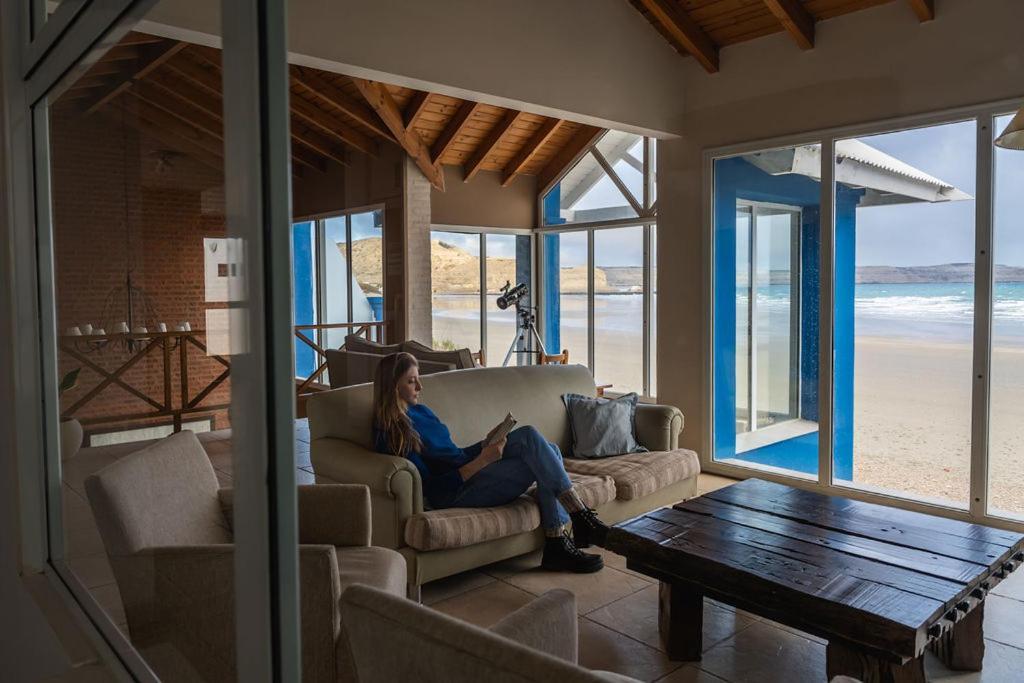 Rayentray Las Restingas Hotel De Mar Puerto Pirámides Екстериор снимка