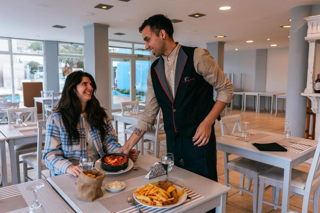 Rayentray Las Restingas Hotel De Mar Puerto Pirámides Екстериор снимка