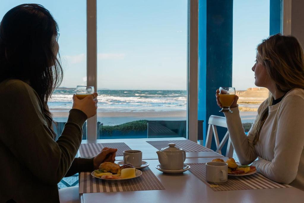 Rayentray Las Restingas Hotel De Mar Puerto Pirámides Екстериор снимка