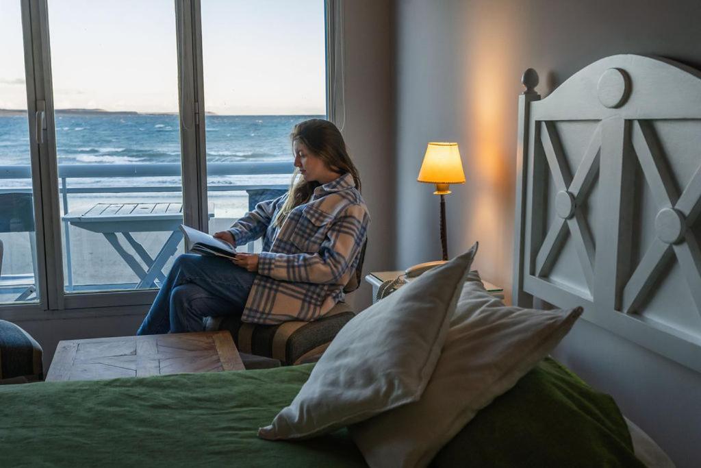 Rayentray Las Restingas Hotel De Mar Puerto Pirámides Екстериор снимка