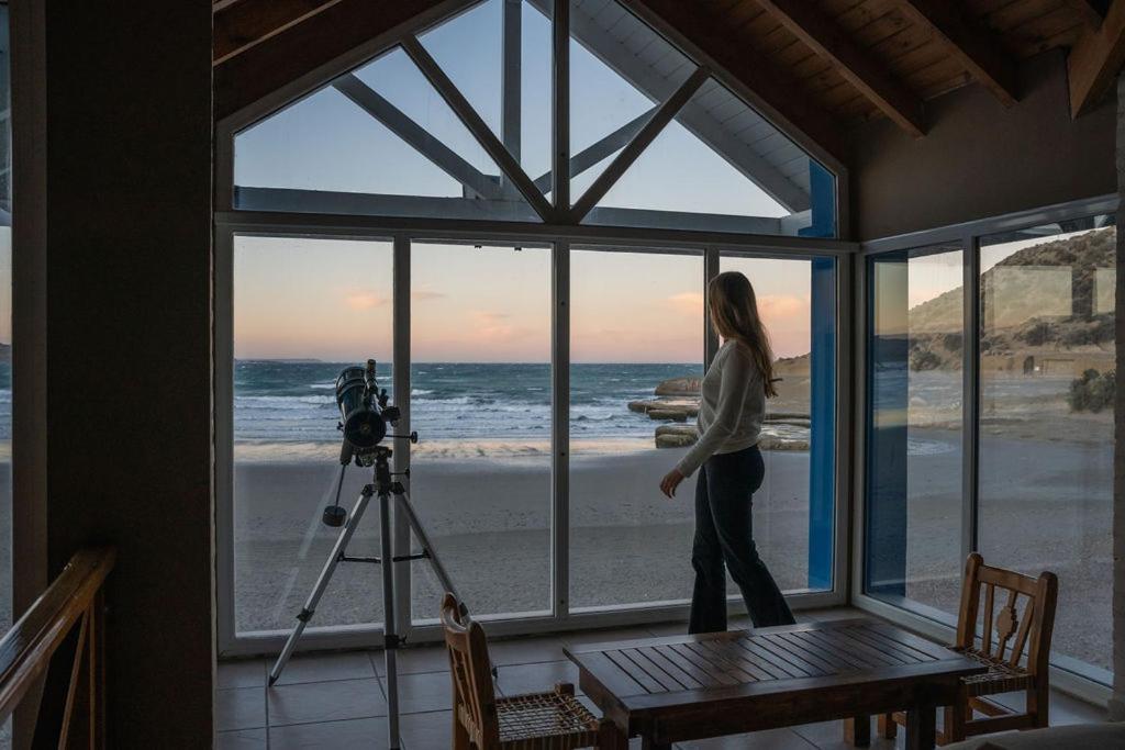 Rayentray Las Restingas Hotel De Mar Puerto Pirámides Екстериор снимка