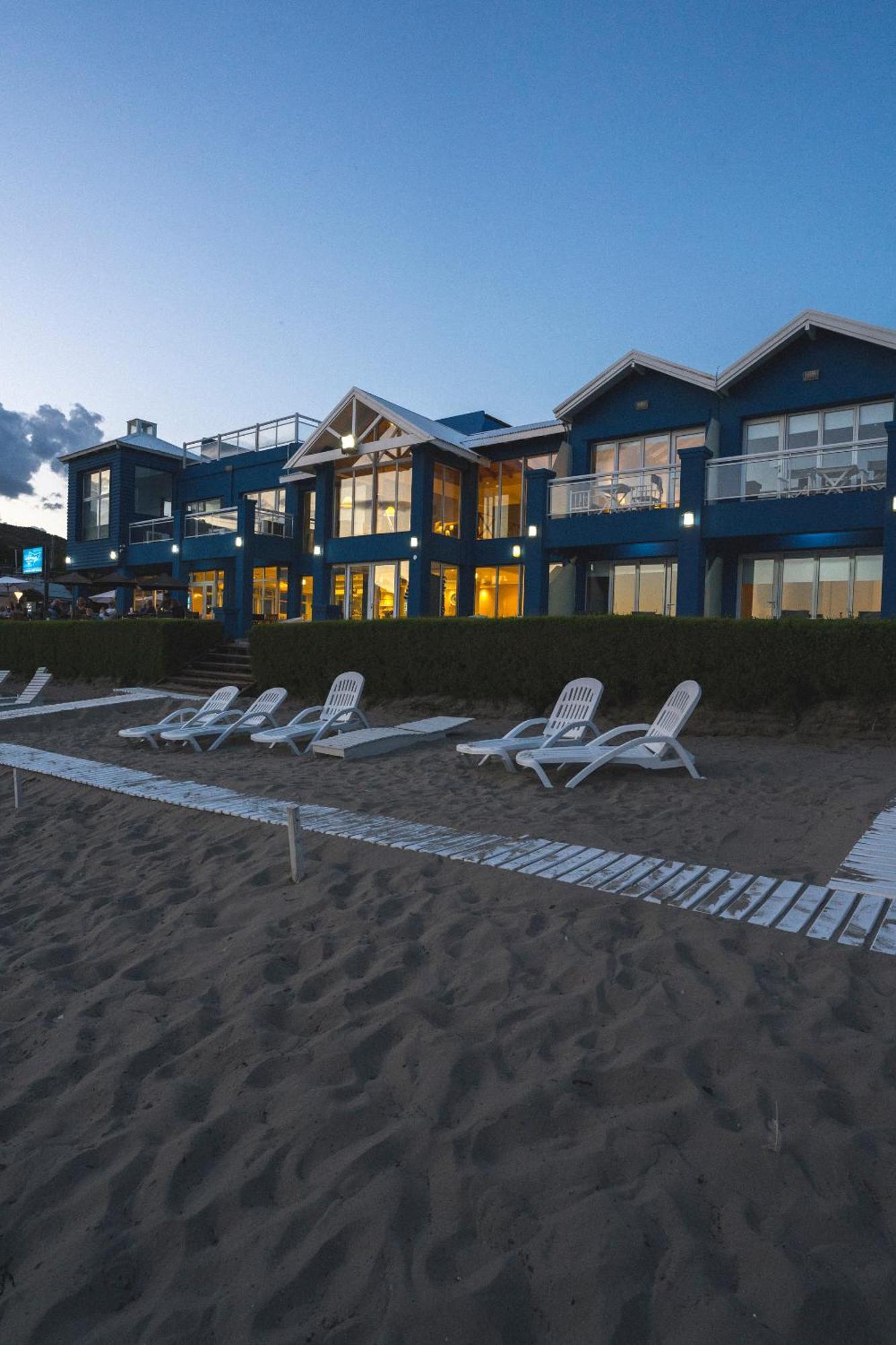 Rayentray Las Restingas Hotel De Mar Puerto Pirámides Екстериор снимка
